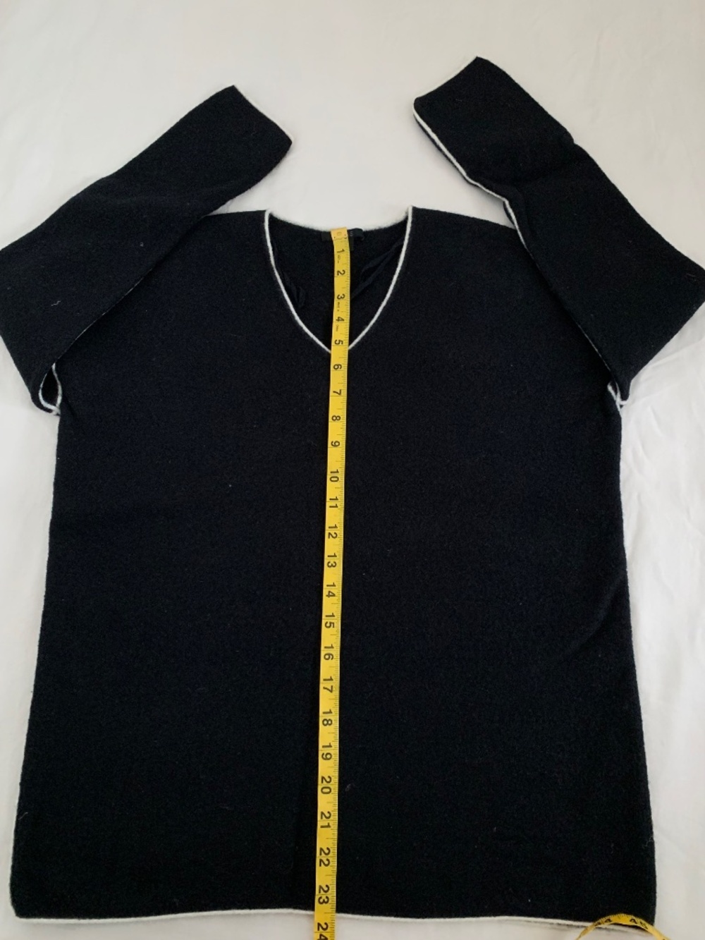 COS Women's Sweater V-Neck 100% Wool in black Size XS - Picture 5 of 8